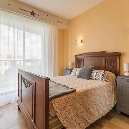 بيت للعطل House Le Courlis *